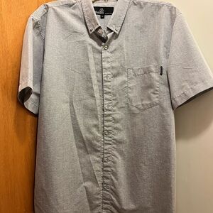Men's Gray Short Sleeve Shirt